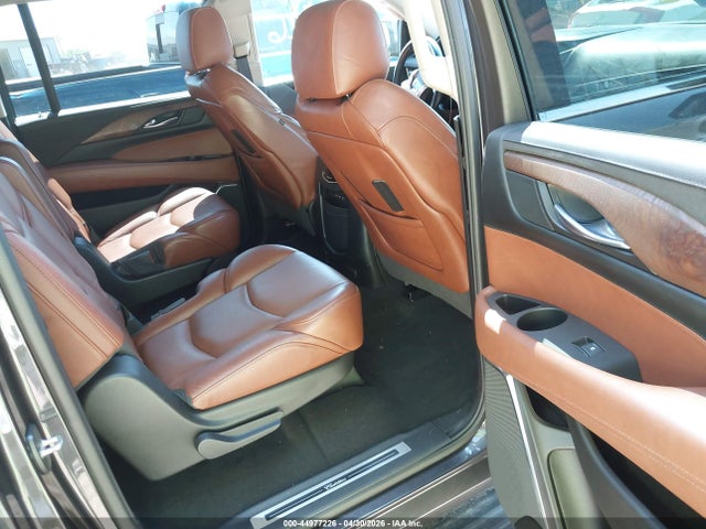 Cadillac Escalade Luxury
