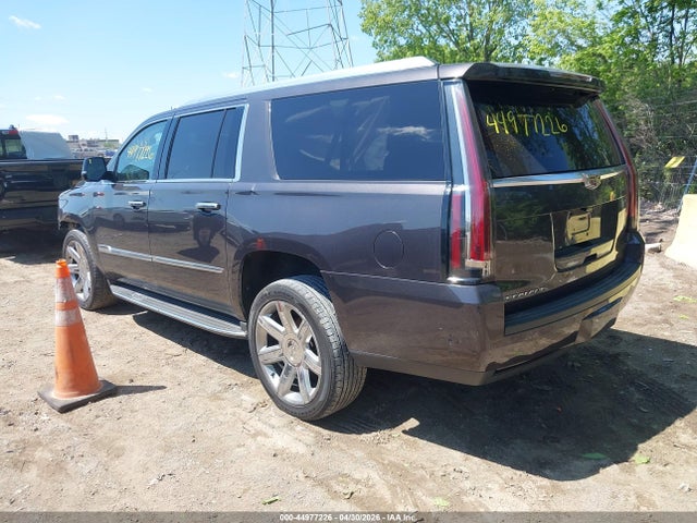 Cadillac Escalade Luxury