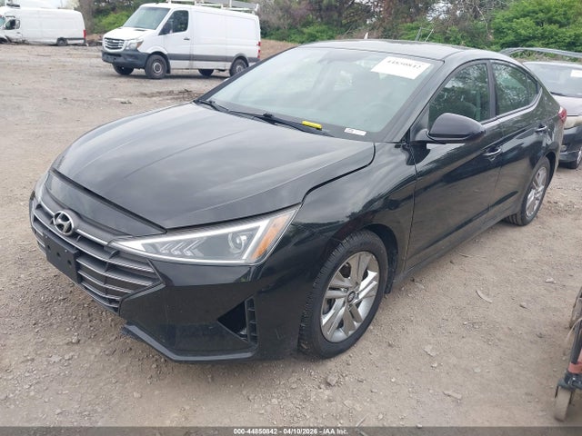Hyundai ELANTRA Sel