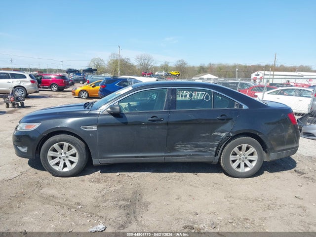 Ford Taurus Se