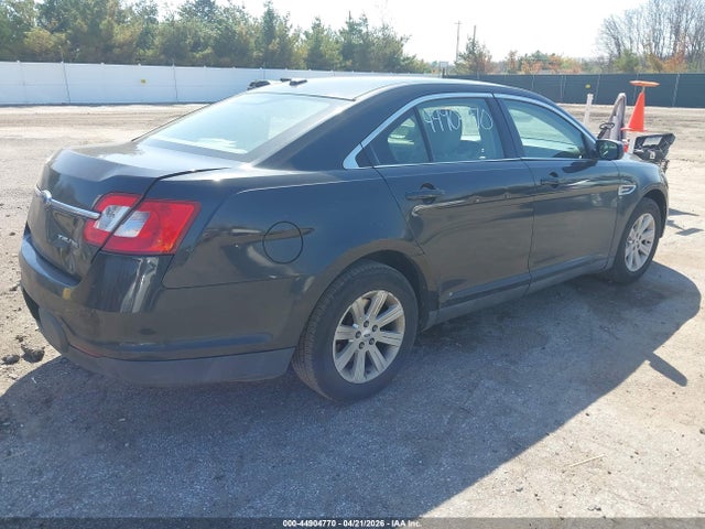 Ford Taurus Se
