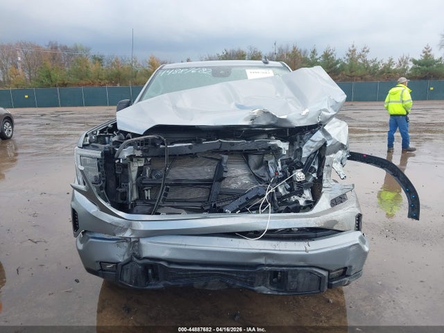 GMC Sierra 1500 4wd  Short Box Elevation With 3sb
