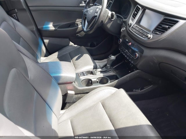 Hyundai TUCSON Limited
