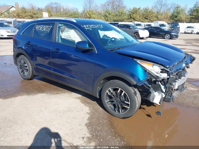 Salvage Kia Niro Image