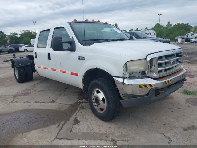 Salvage Ford F-350 Image