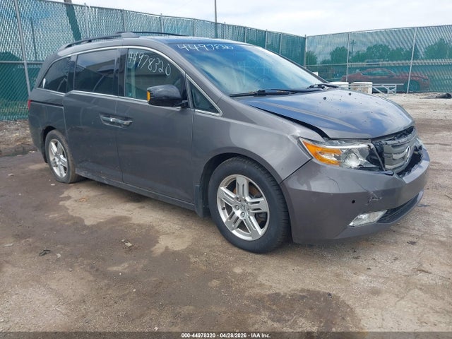Salvage Honda Odyssey Image