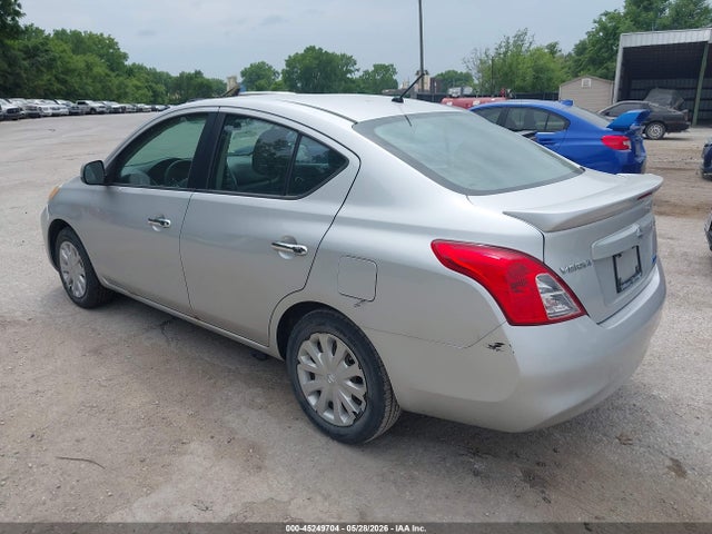 Nissan Versa 1.6 Sv