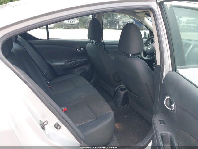 Nissan Versa 1.6 Sv