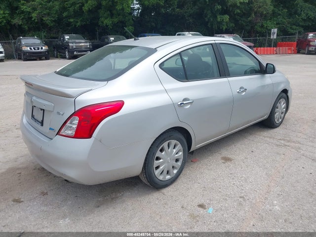 Nissan Versa 1.6 Sv