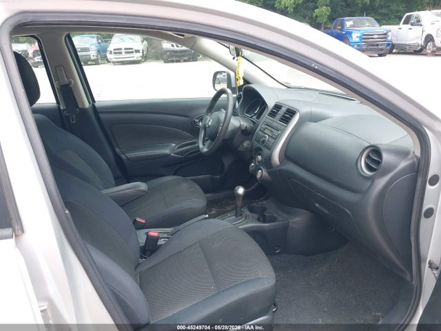 Nissan Versa 1.6 Sv