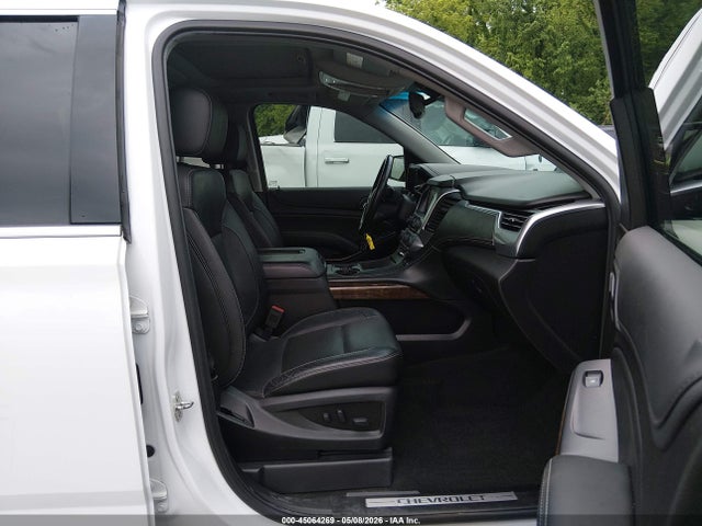 Chevrolet Suburban Lt