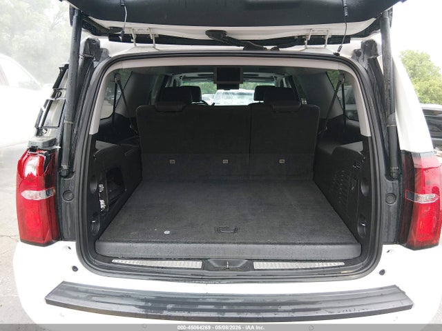 Chevrolet Suburban Lt