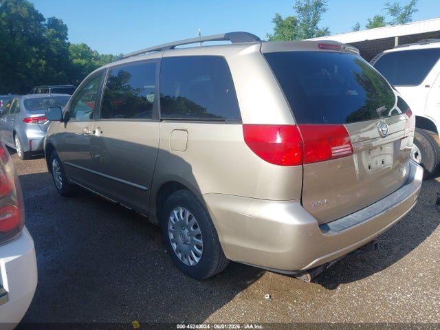 Toyota Sienna Le