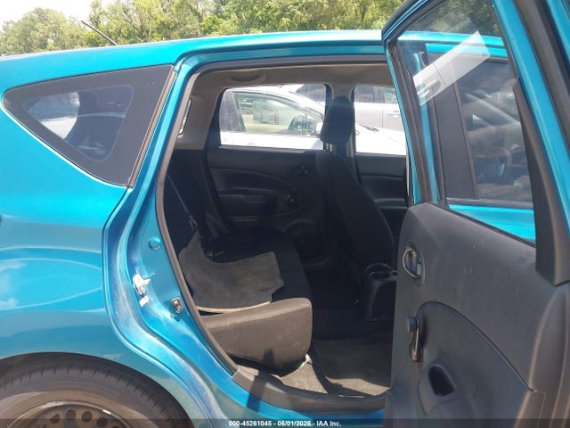 Nissan Versa S Plus