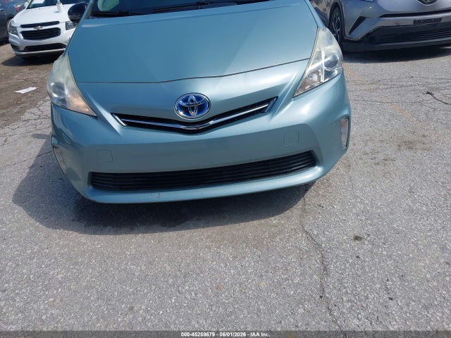Toyota Prius v Three