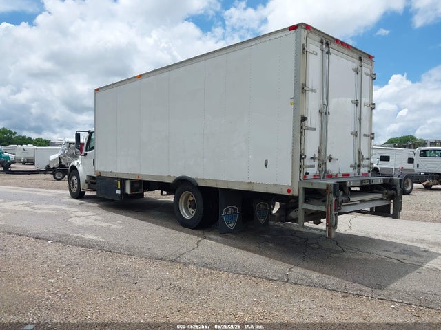 Freightliner M2 106