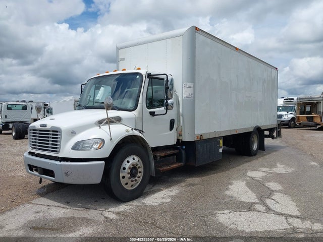Freightliner M2 106