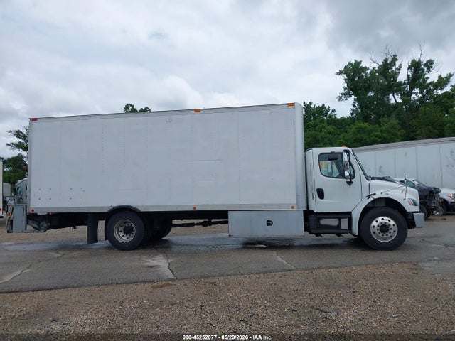 Freightliner M2 106