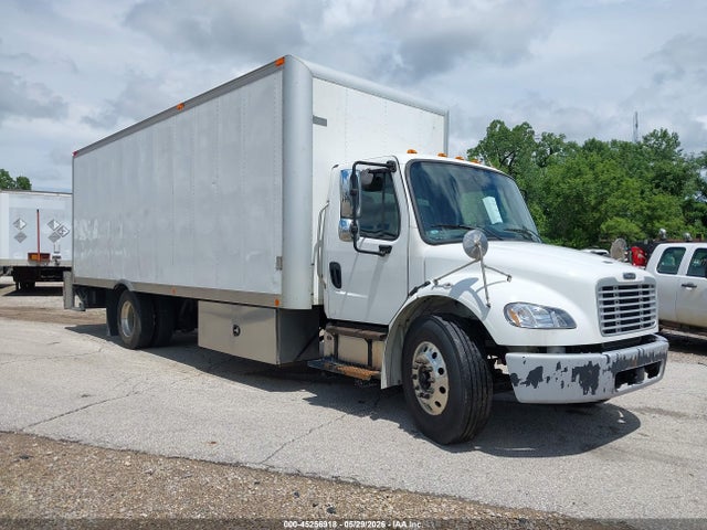 Salvage Freightliner M2 106 Image