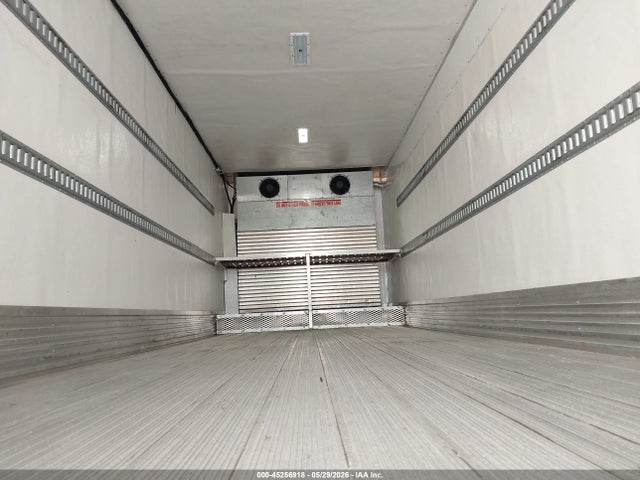 Freightliner M2 106