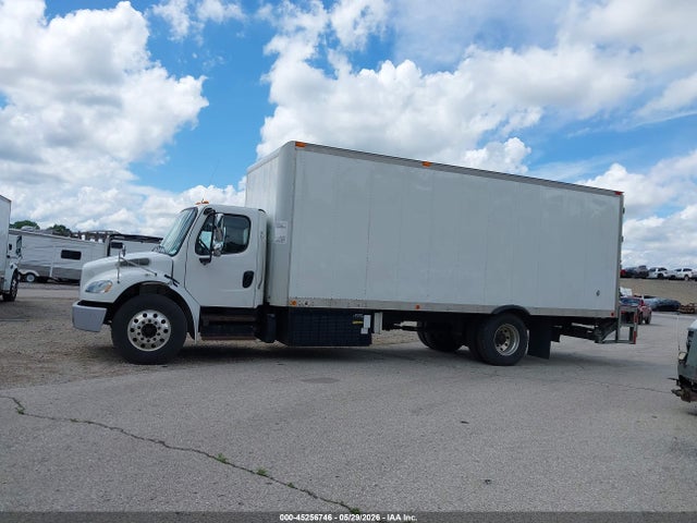 Freightliner M2 106