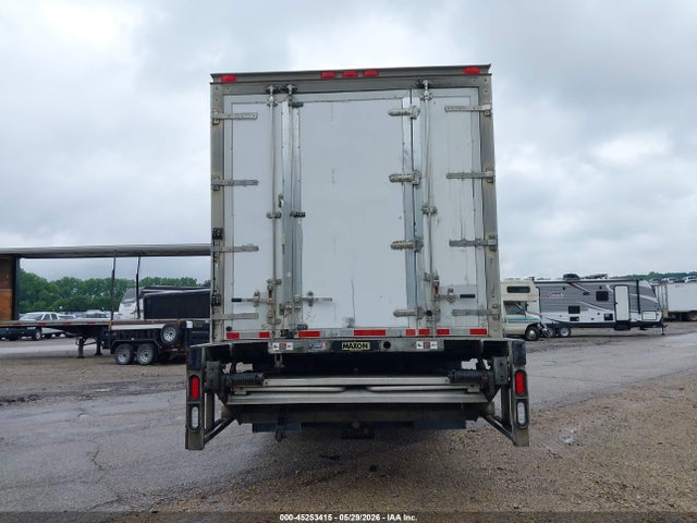 Freightliner M2 106