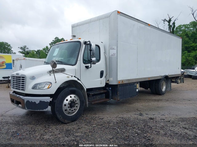 Freightliner M2 106
