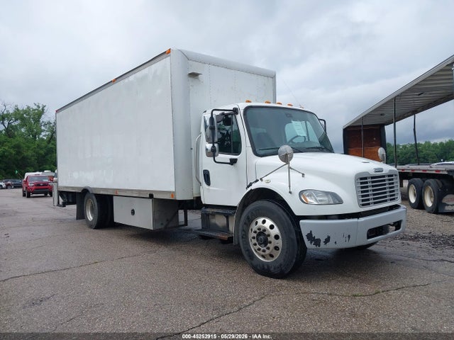 Salvage Freightliner M2 106 Image
