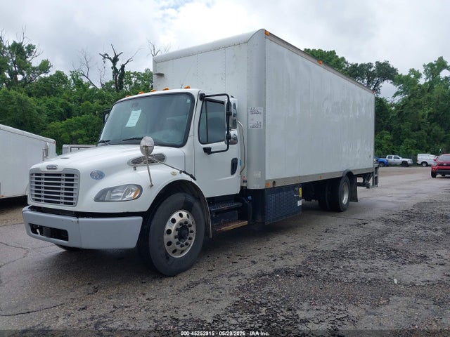 Freightliner M2 106