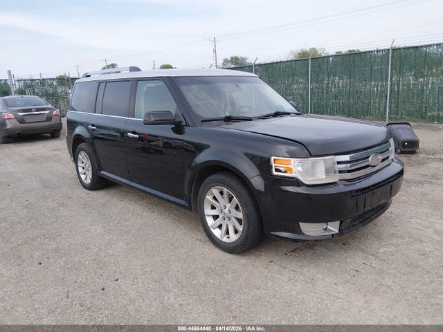 Salvage Ford Flex Image