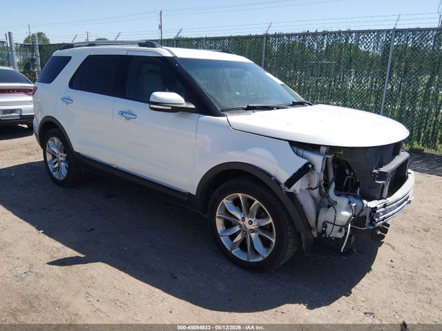 Salvage Ford Explorer Image
