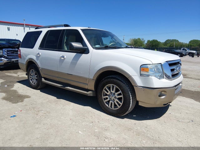 Salvage Ford Expedition Image