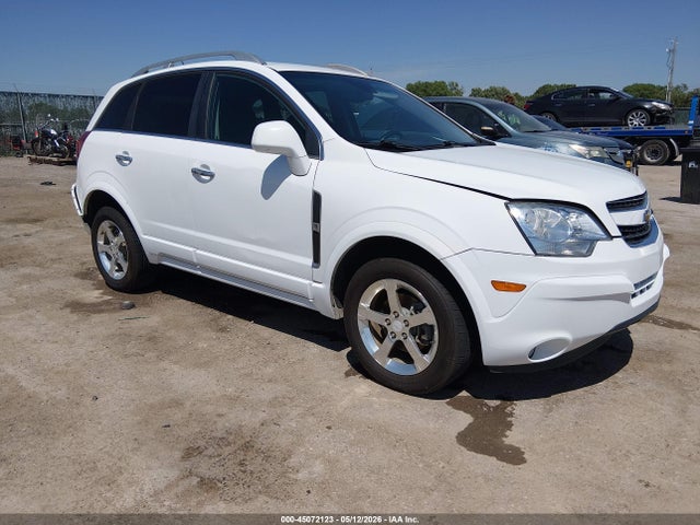 Salvage Chevrolet Captiva Image