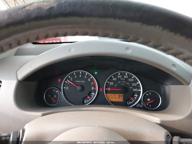 Nissan Pathfinder Le