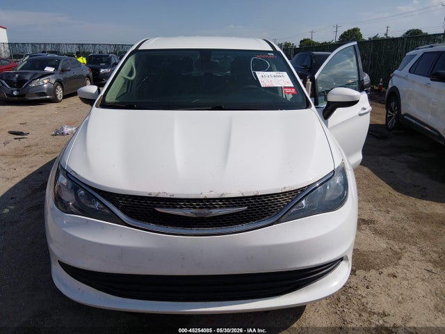 Chrysler Pacifica Touring