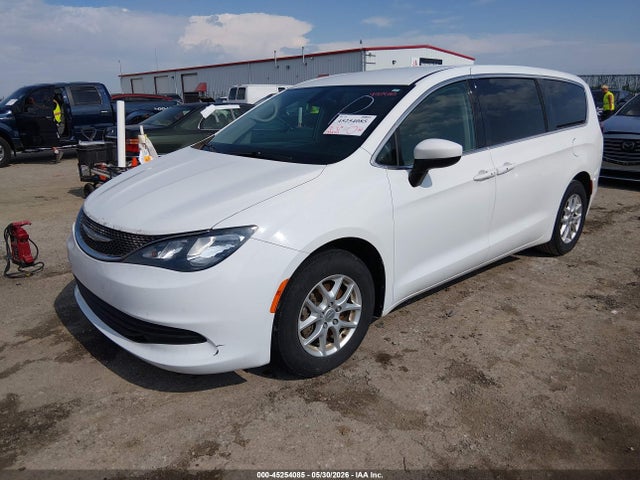 Chrysler Pacifica Touring