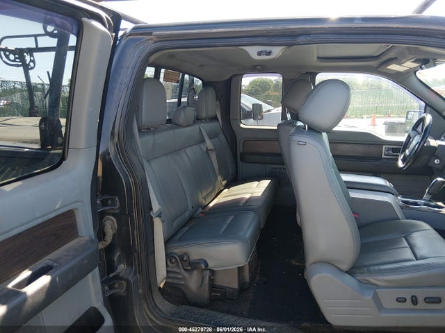 Ford F-150 Lariat