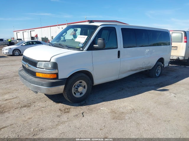 Chevrolet Express Lt
