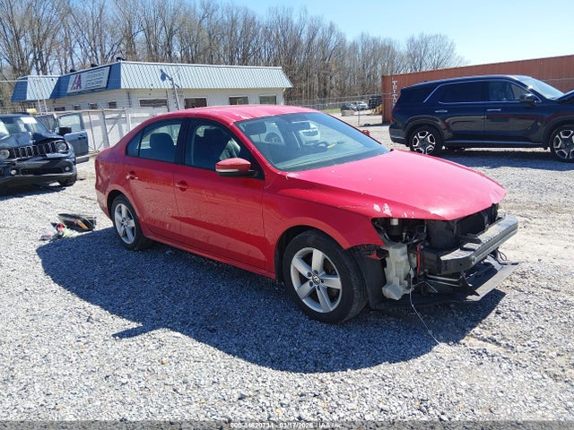Salvage Volkswagen Jetta Image