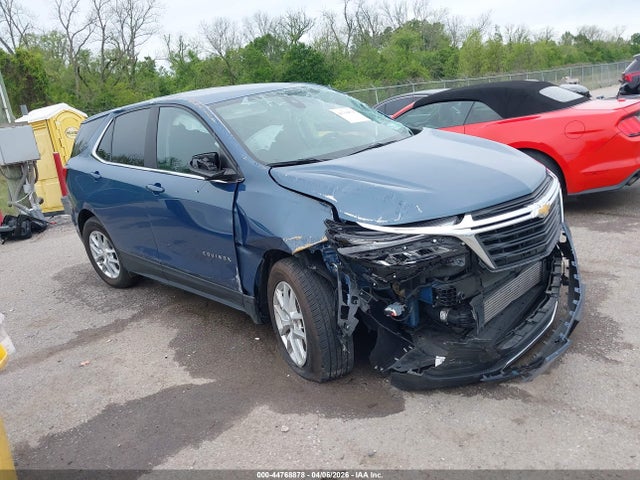Salvage Chevrolet Equinox Image