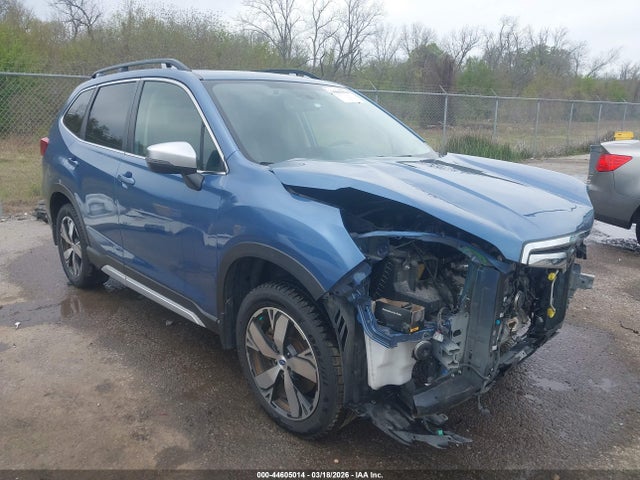 Salvage Subaru Forester Image