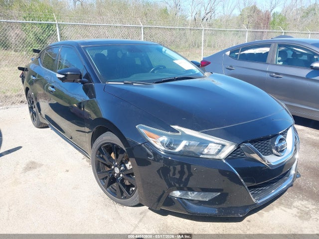 Salvage Nissan Maxima Image