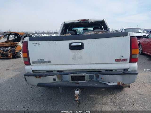 GMC Sierra 1500 Standard