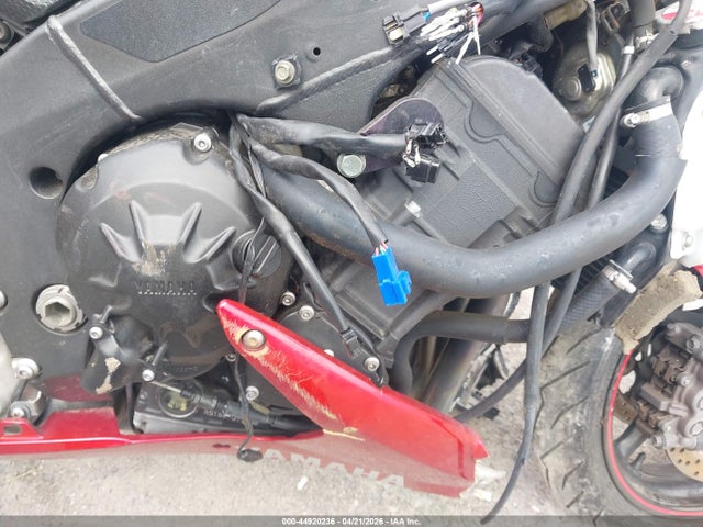 Yamaha Yzfr1