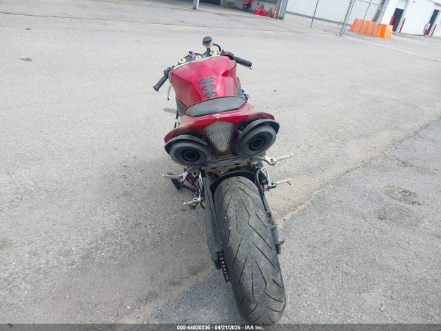 Yamaha Yzfr1