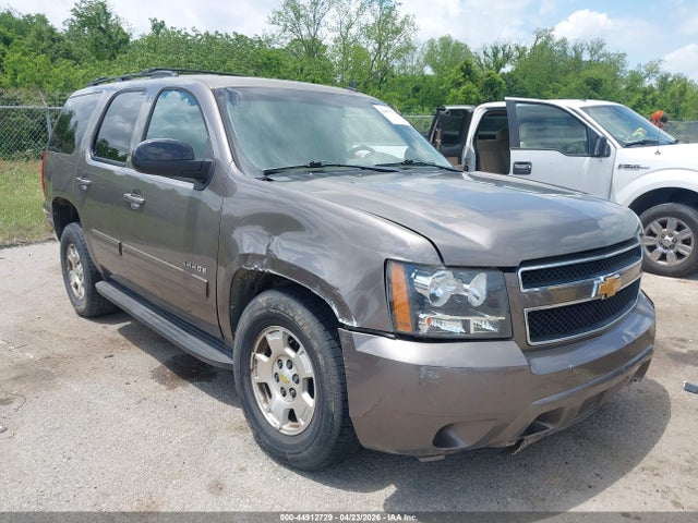 Salvage Chevrolet Tahoe Image