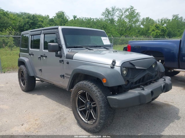Salvage Jeep Wrangler Image