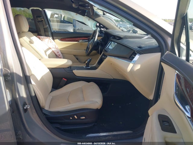 Cadillac XT5 Luxury