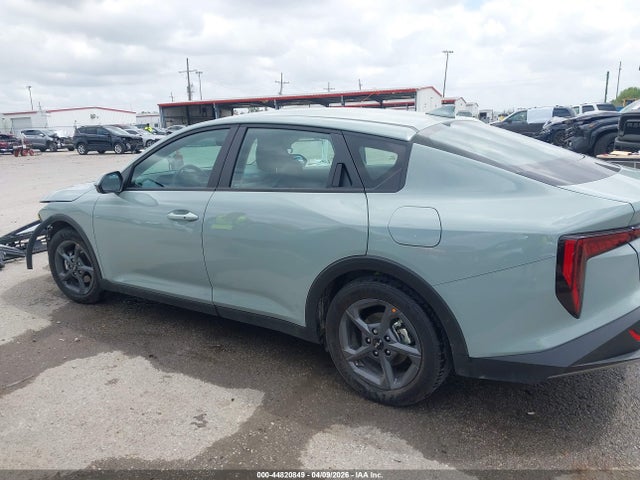 Kia K4 Lxs