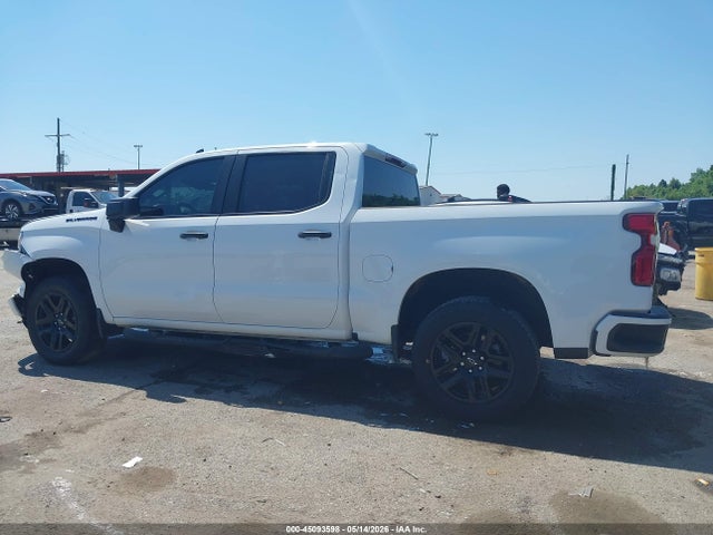 Chevrolet Silverado 1500 2wd  Short Bed Custom